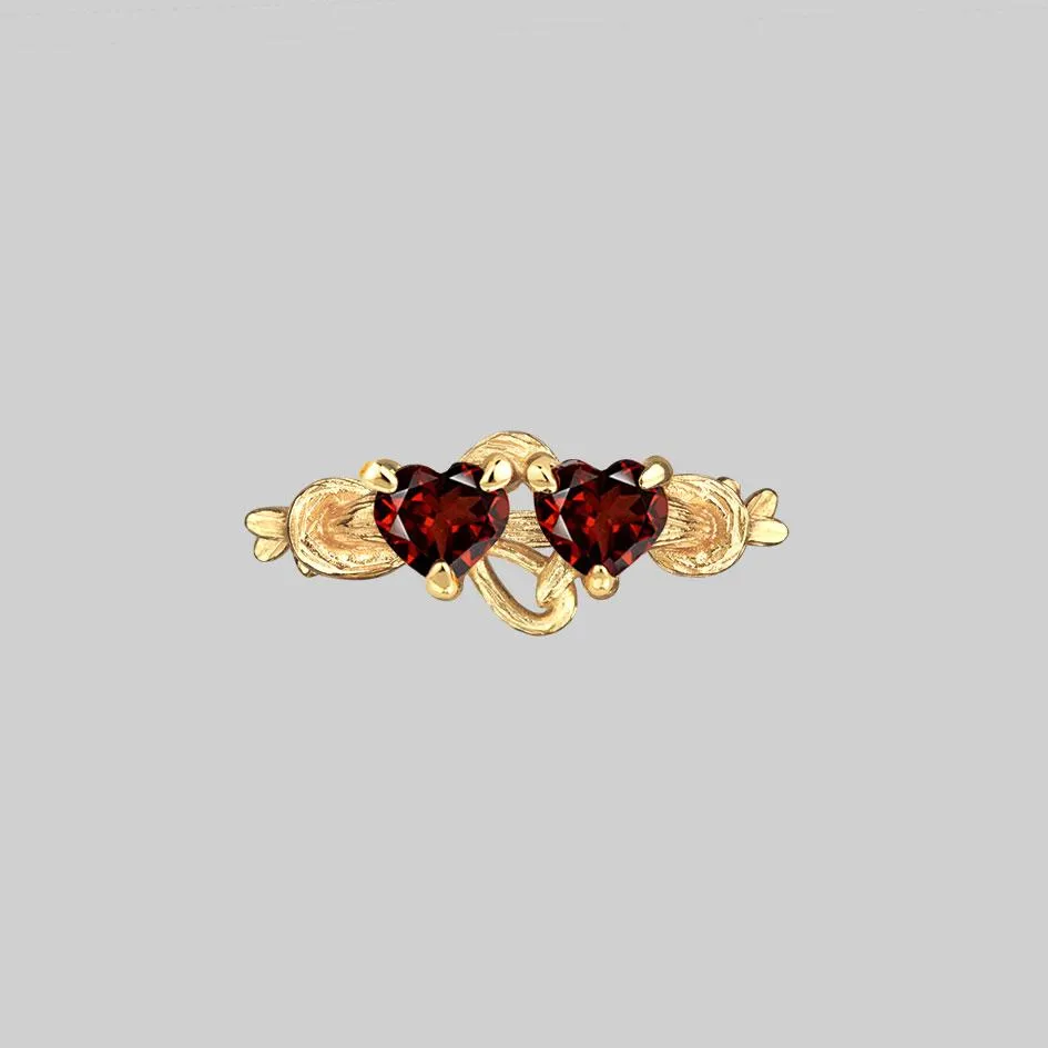 ENTANGLED. Quantum Garnet Hearts Ring - Gold