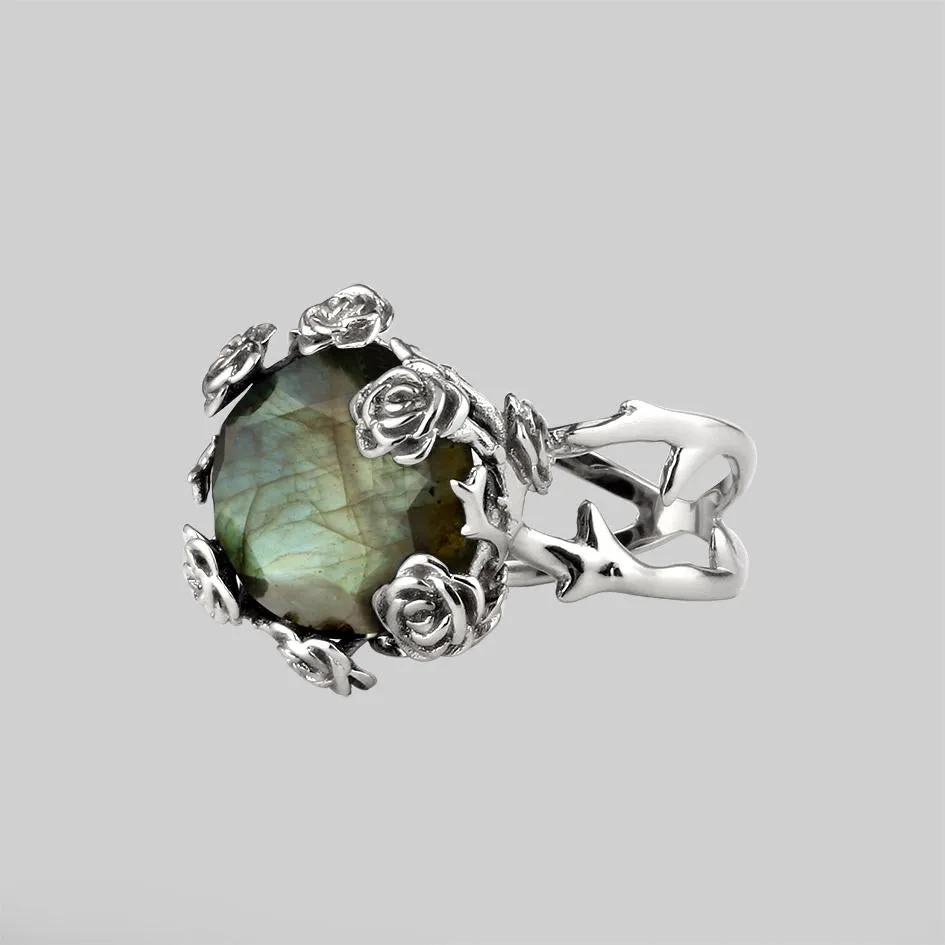 UTOPIA. Silver & Labradorite Roses Ring